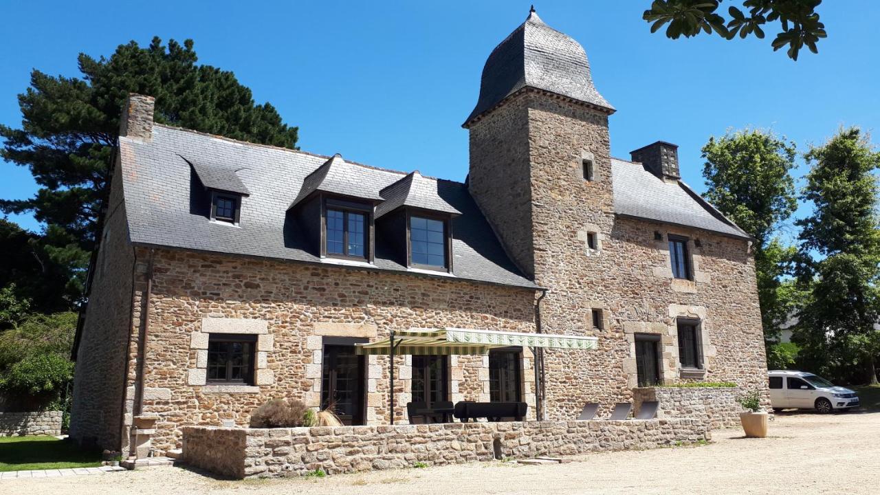 Petit Manoir Proche Dinan - Chambre D'Hotes Lanvallay エクステリア 写真