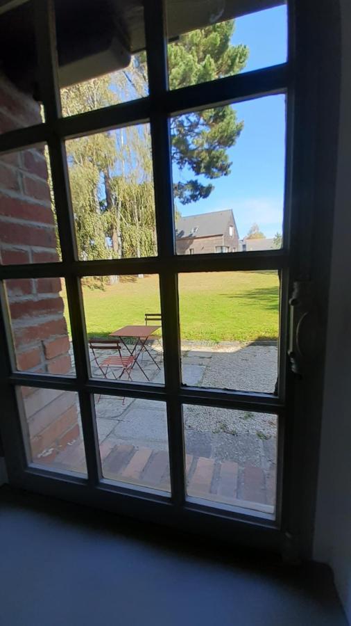 Petit Manoir Proche Dinan - Chambre D'Hotes Lanvallay エクステリア 写真